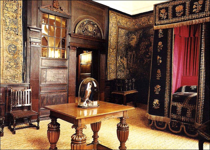 Mary's room at Hardwick Hall.